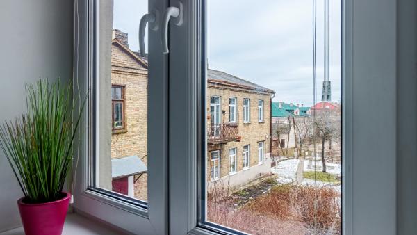 &iquest;Qu&eacute; ventanas elegir para una vivienda en Zaragoza? Claves para mejorar el aislamiento antes del invierno